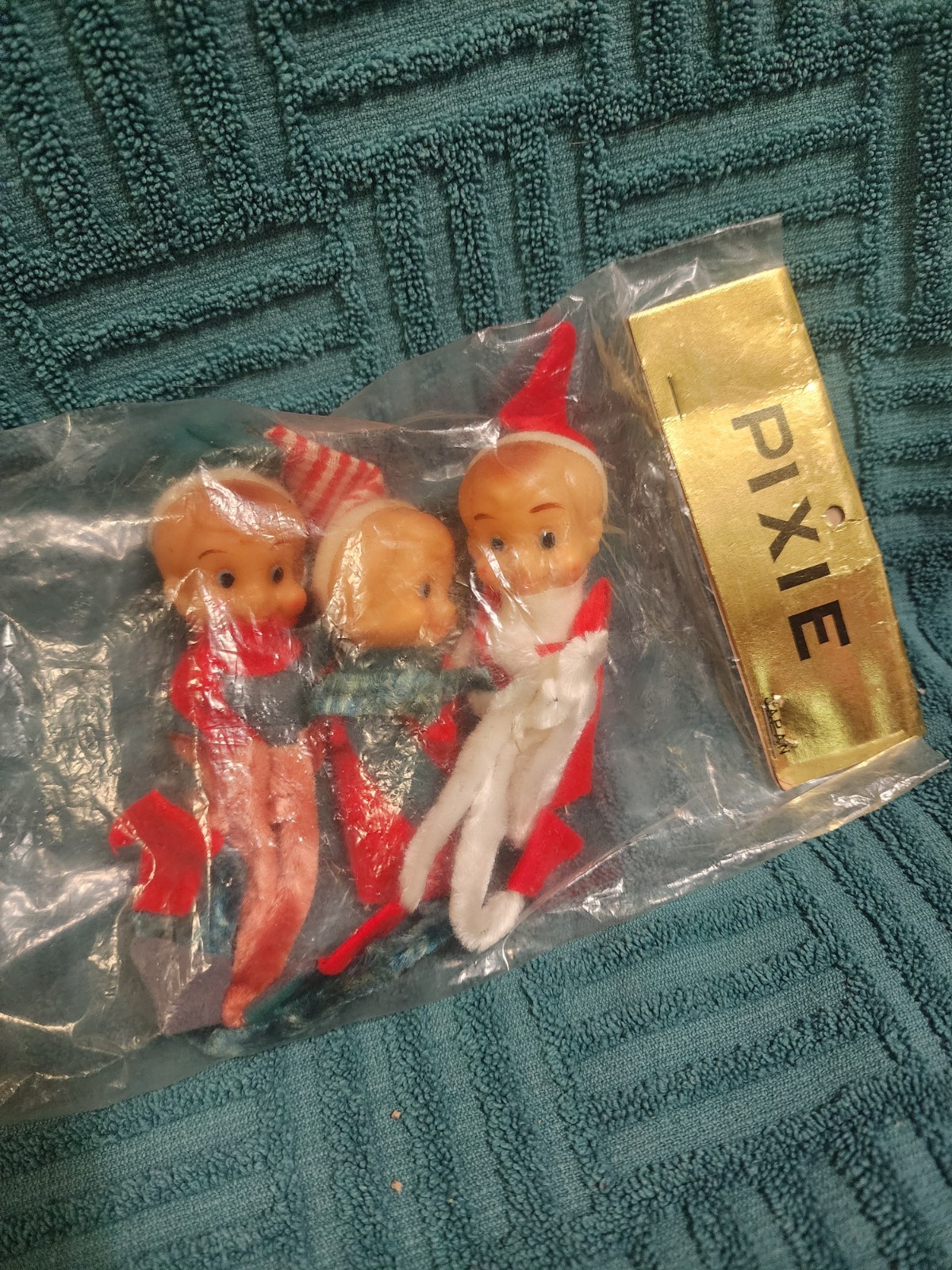 NEW Lot of 3 Vintage Christmas Elf/Pixie Knee Hugger Figures Made in Japan