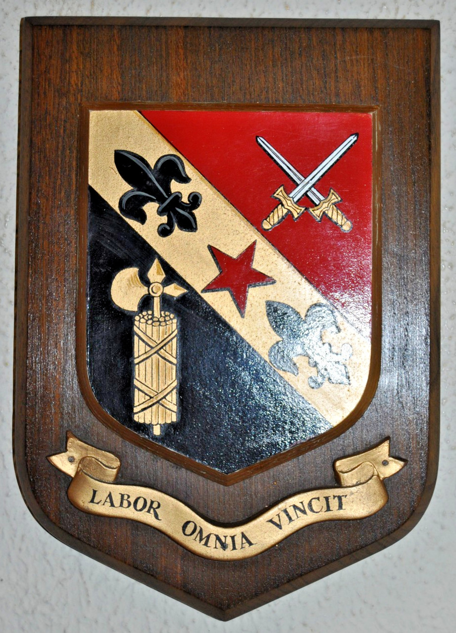 Large Cheltenham College school plaque shield crest coat of arms