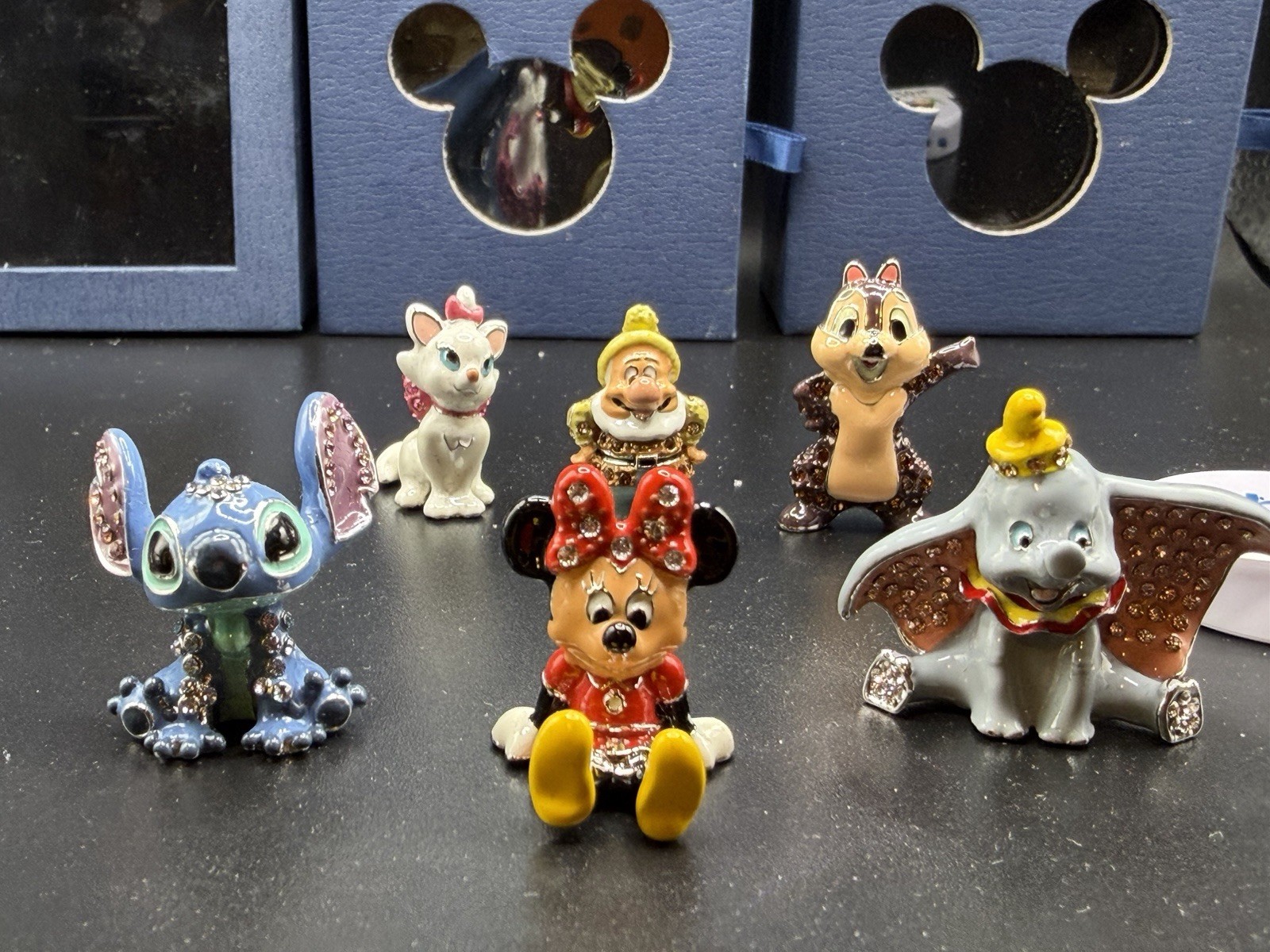 Disney Swarovski® Crystal LOT OF 6 Jeweled Mini Figurines Arribas Brothers Disney Swarovski® Crystal LOT OF 6 Jeweled Mini Figurines Arribas Brothers