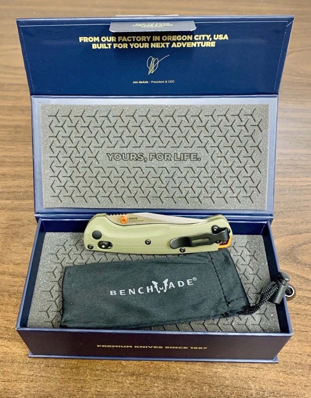 Benchmade Mini Tagged-out S45VN G-10 Handle Pocket Knife EDC