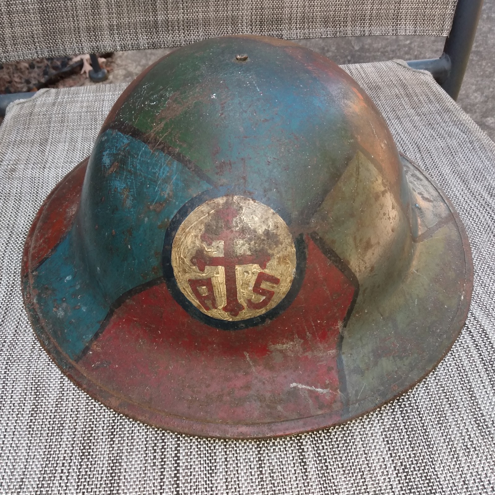 Vintage WW1 M1917 Brodie Helmet with Liner Camouflage Paint US 79th Infantry Div