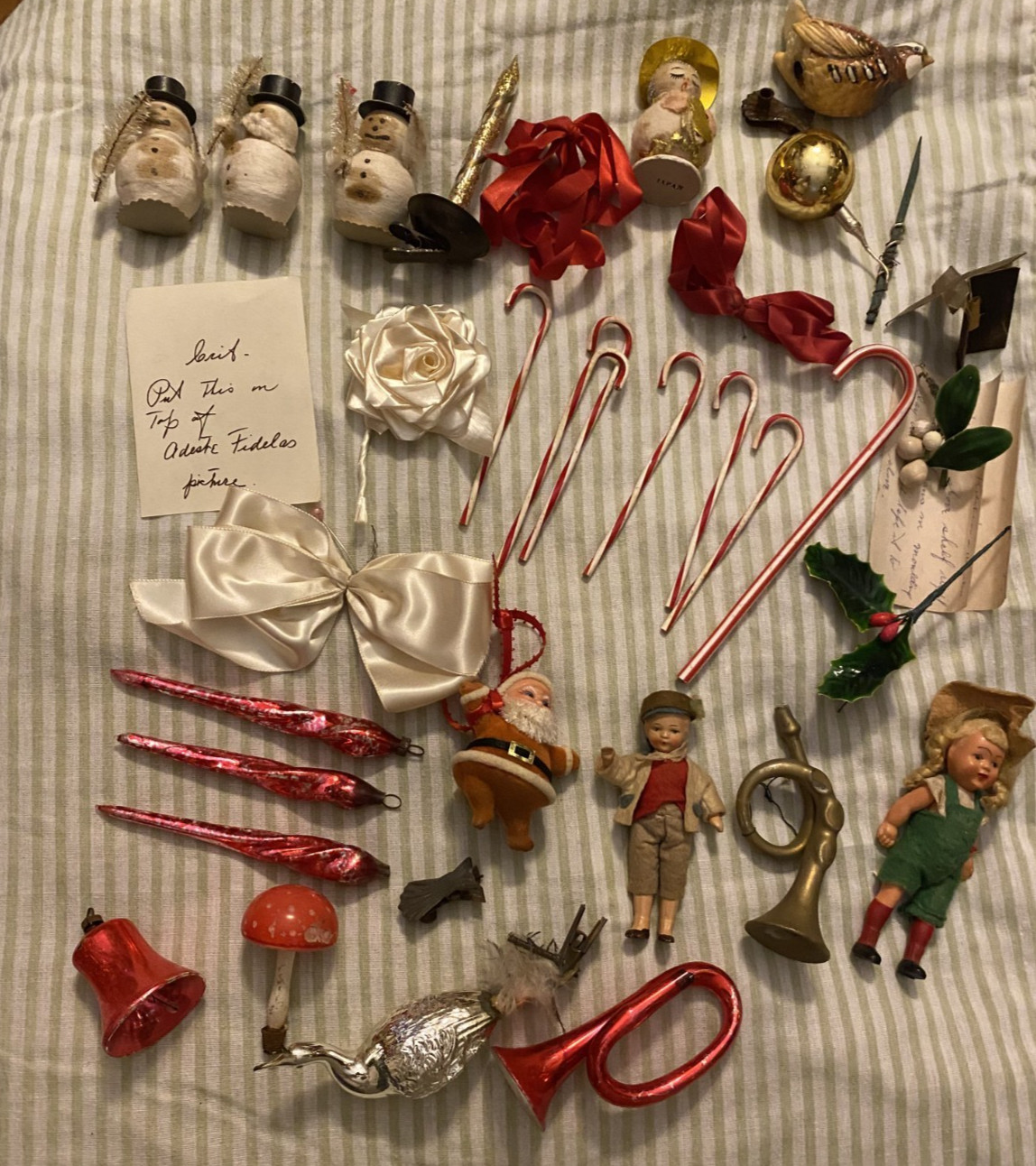 ANTIQUE VINTAGE LOT CHRISTMAS DECORATIONS  RARE ITEMS NEED REPAIR