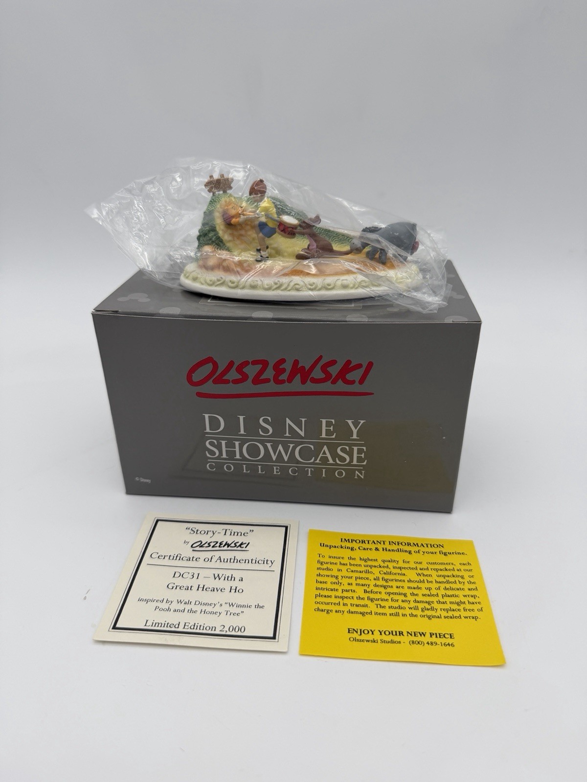 Disney Olszewski Winnie the Pooh Fireside Thoughts Figurine Signed COA Box Mini