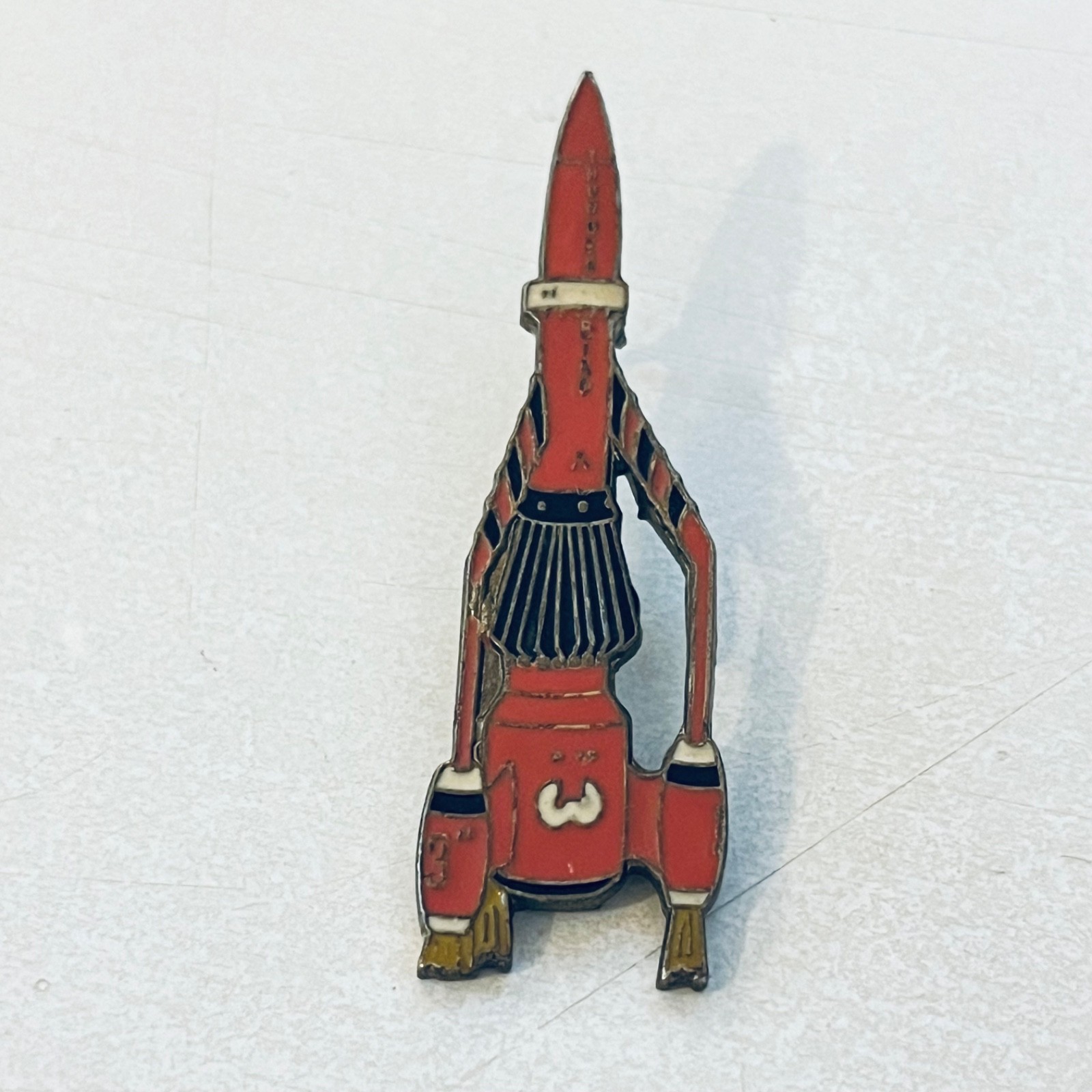 VTG  THUNDERBIRDS THUNDERBIRD 3 SPACECRAFT Enamel Lapel Pin Gerry Anderson
