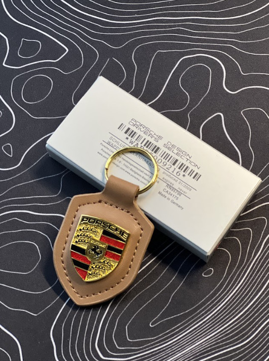 Porsche Crest Key Ring Key Chain Brown Rare Unused Genuine Metal Fast Shipping