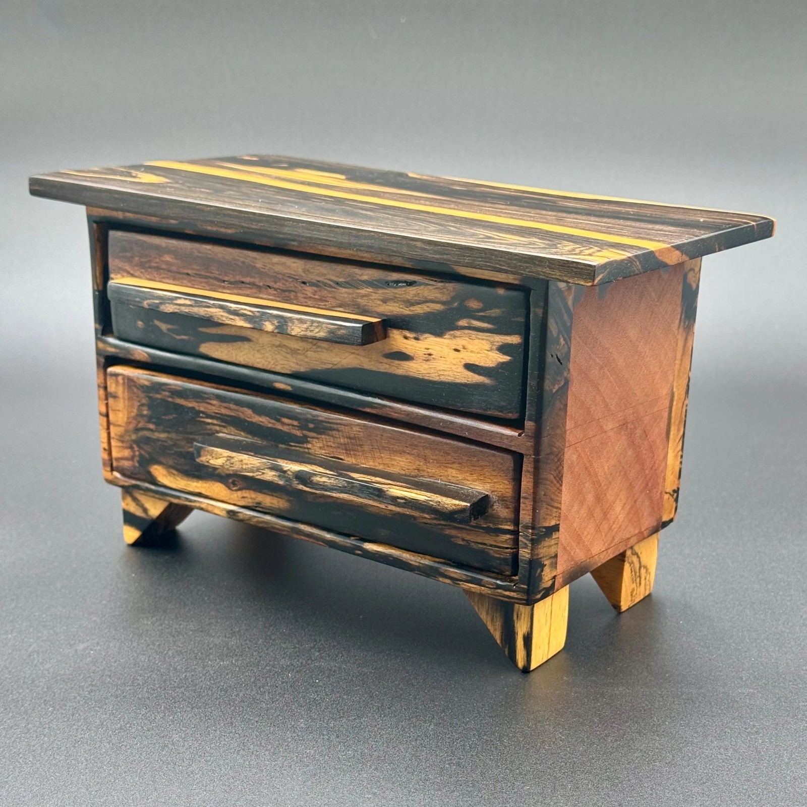 Pale Moon Ebony and Honduras Mahogany Gorgeous Grain Bandsaw Box - Odie's Oil