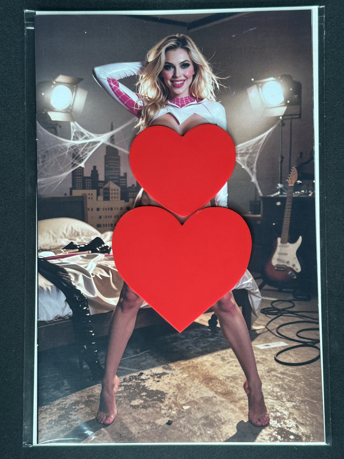 Keys Comics Gwen Stacy Spider-Gwen Cosplay Naughty Virgin Cover LTD 100