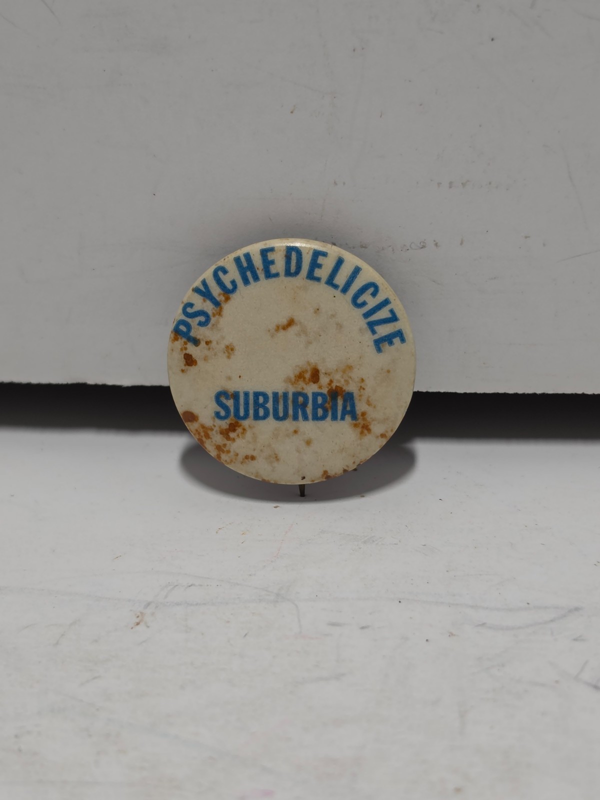 Vintage Psychedelicize Suburbia Hippie Counter Culture Pinback Button 3