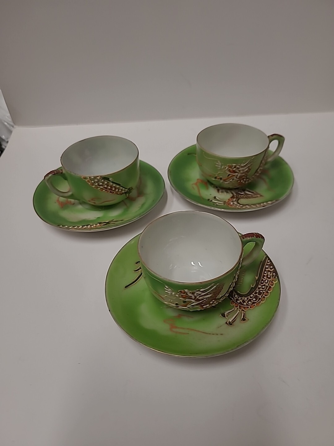 Antique 3 Piece Japan Dragon Tea Cup And Saucers Antique 3 Piece Japan Dragon Tea Cup And Saucers