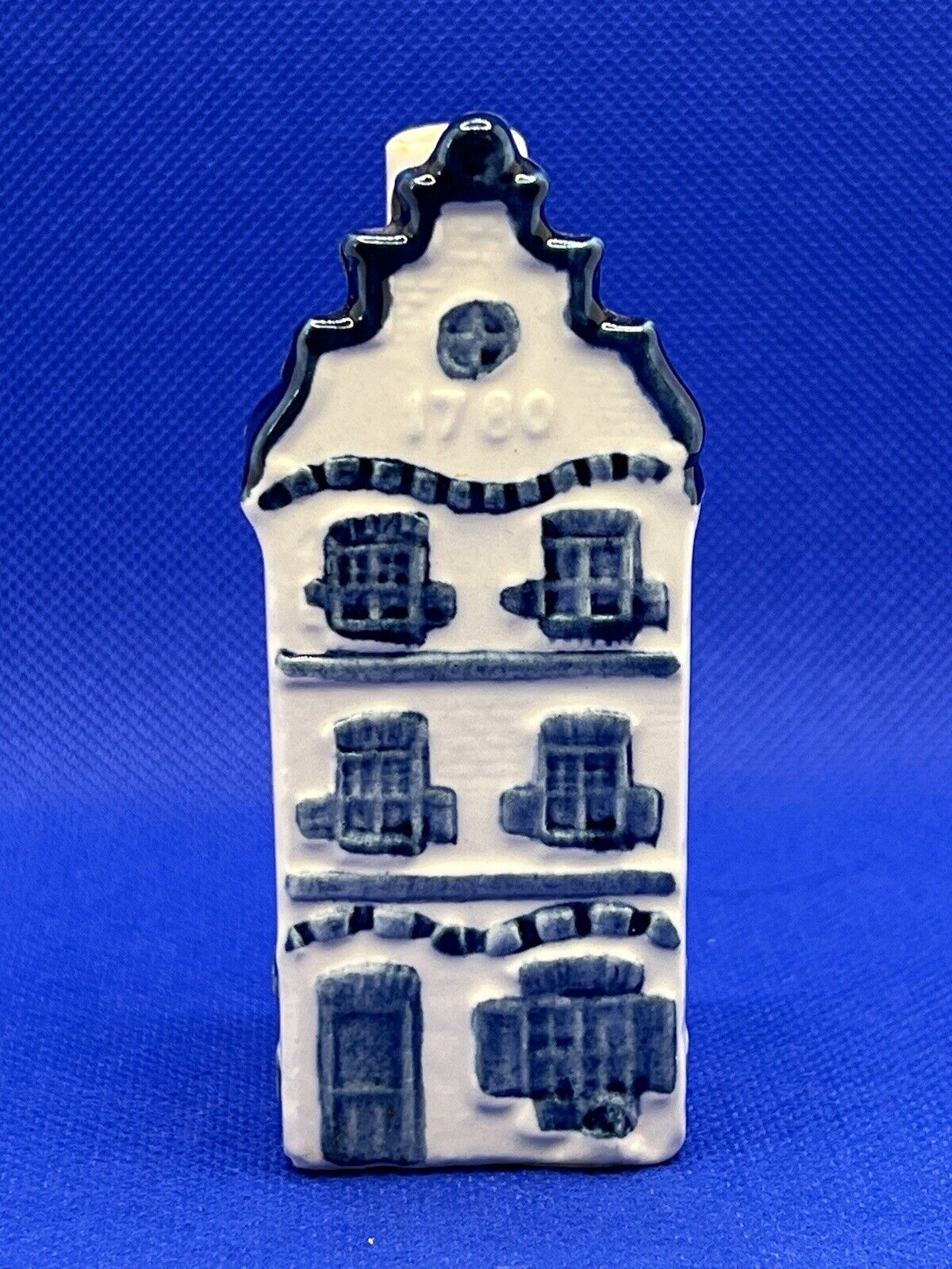 Early KLM House #3 made by Rynbende with Original Sticker - Empty