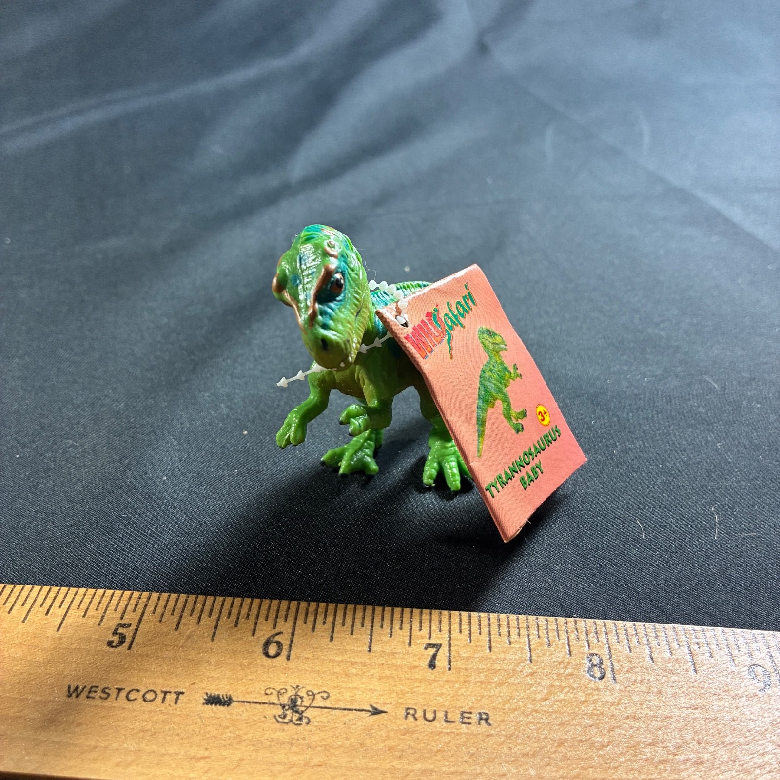 Wild Safari Tyrannosaurus baby with tag 1997 Safari LTD