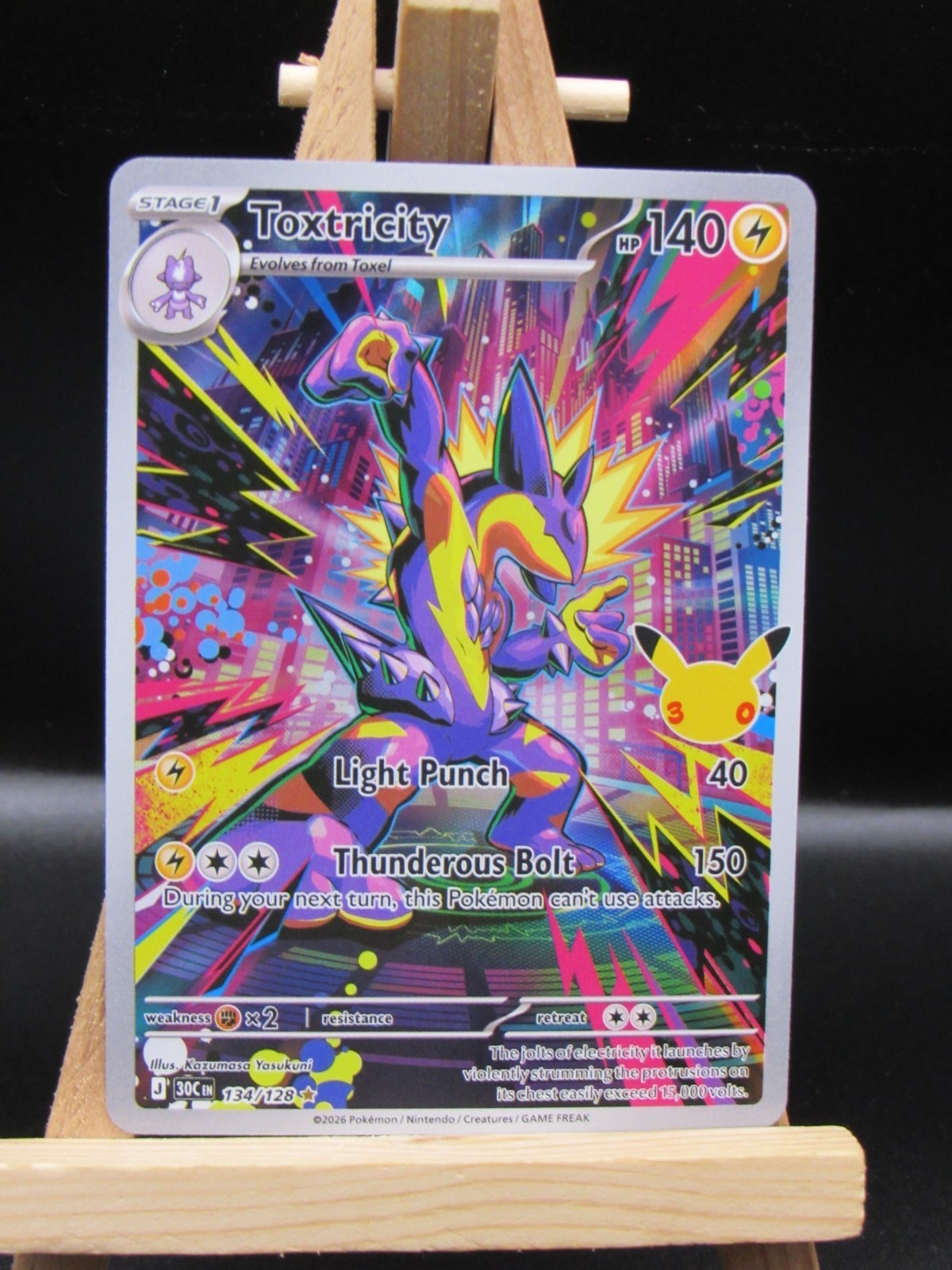 Toxtricity 134/128 Me: 30th Celebration Holo- Near Mint 