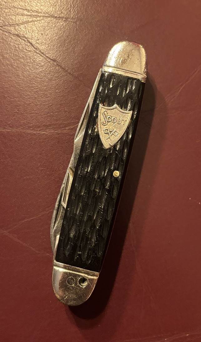 VTG Camillus 4 Line Tang Stamp Scout Knife 