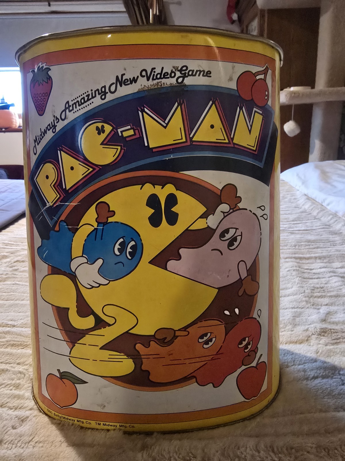 Pac-Man Vintage Trash Can