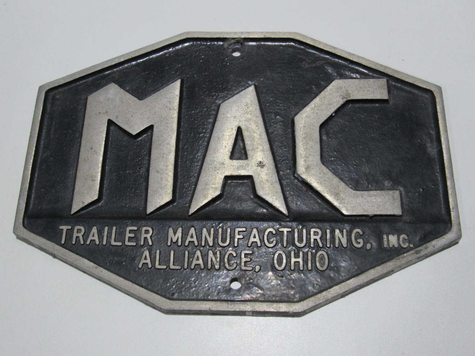 VTG MAC Trailer Manufacturing Aluminum Plaque Original Advertising Sign Alliance
