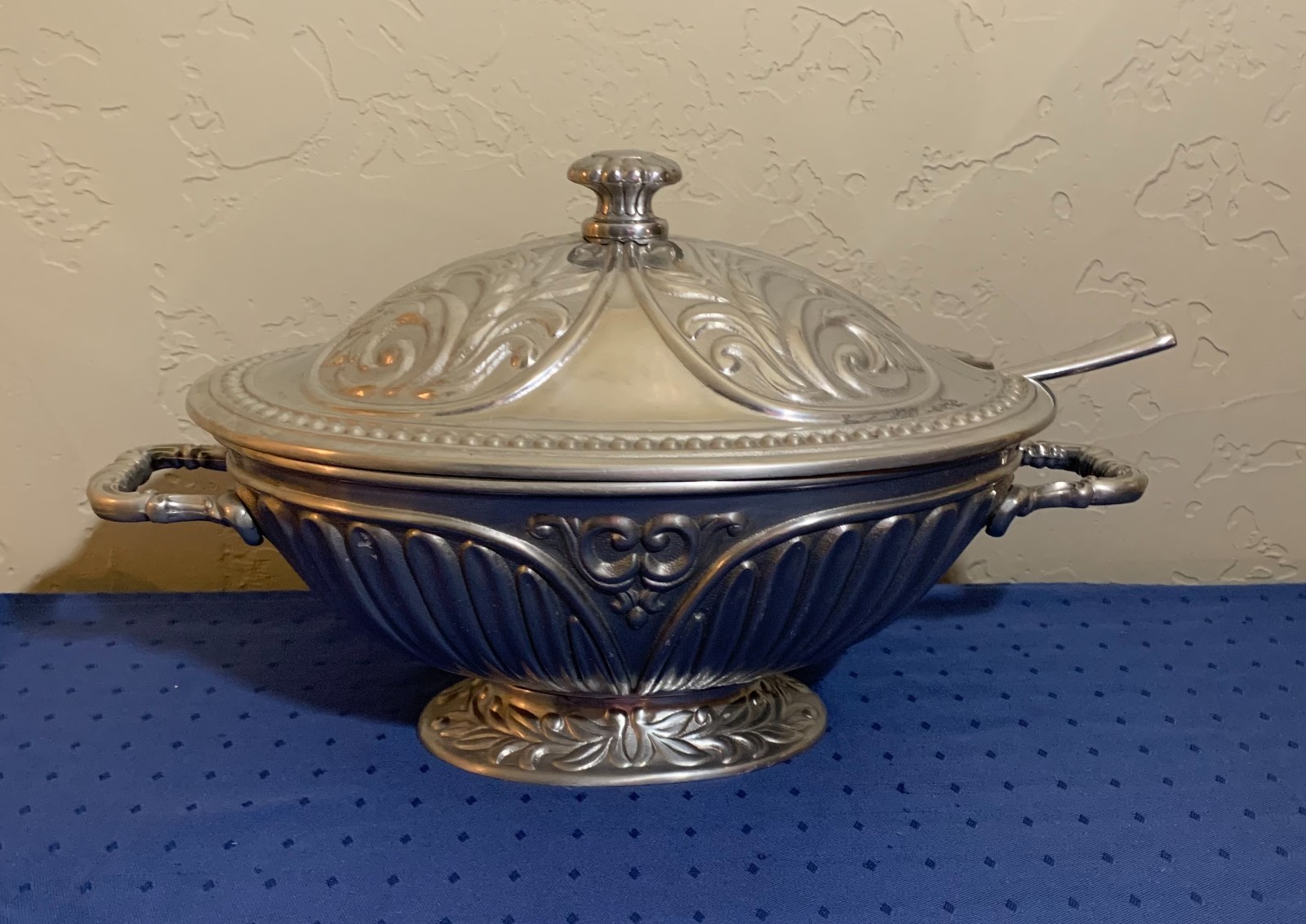Lenox Butler’s Pantry 3 Quart Pewter Soup Tureen w/ Lid and Ladle