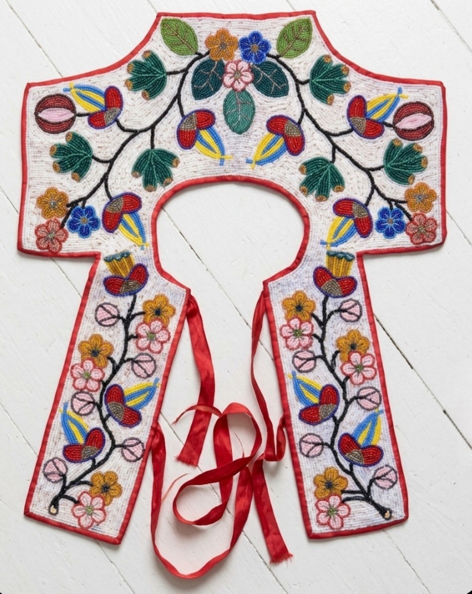 Handmade Ojibwe Beaded Yoke Collar Native American Powwow Regalia Women YK520