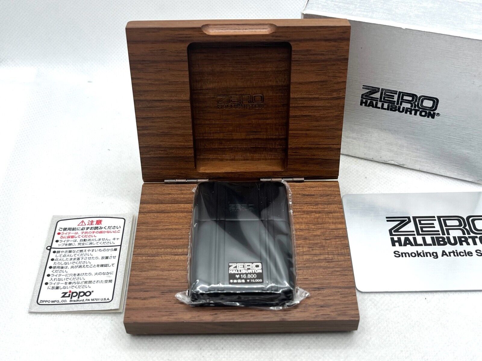 Unused Auth ZIPPO Limited Edition ZERO HALLIBURTON Aluminum Case Lighter Black