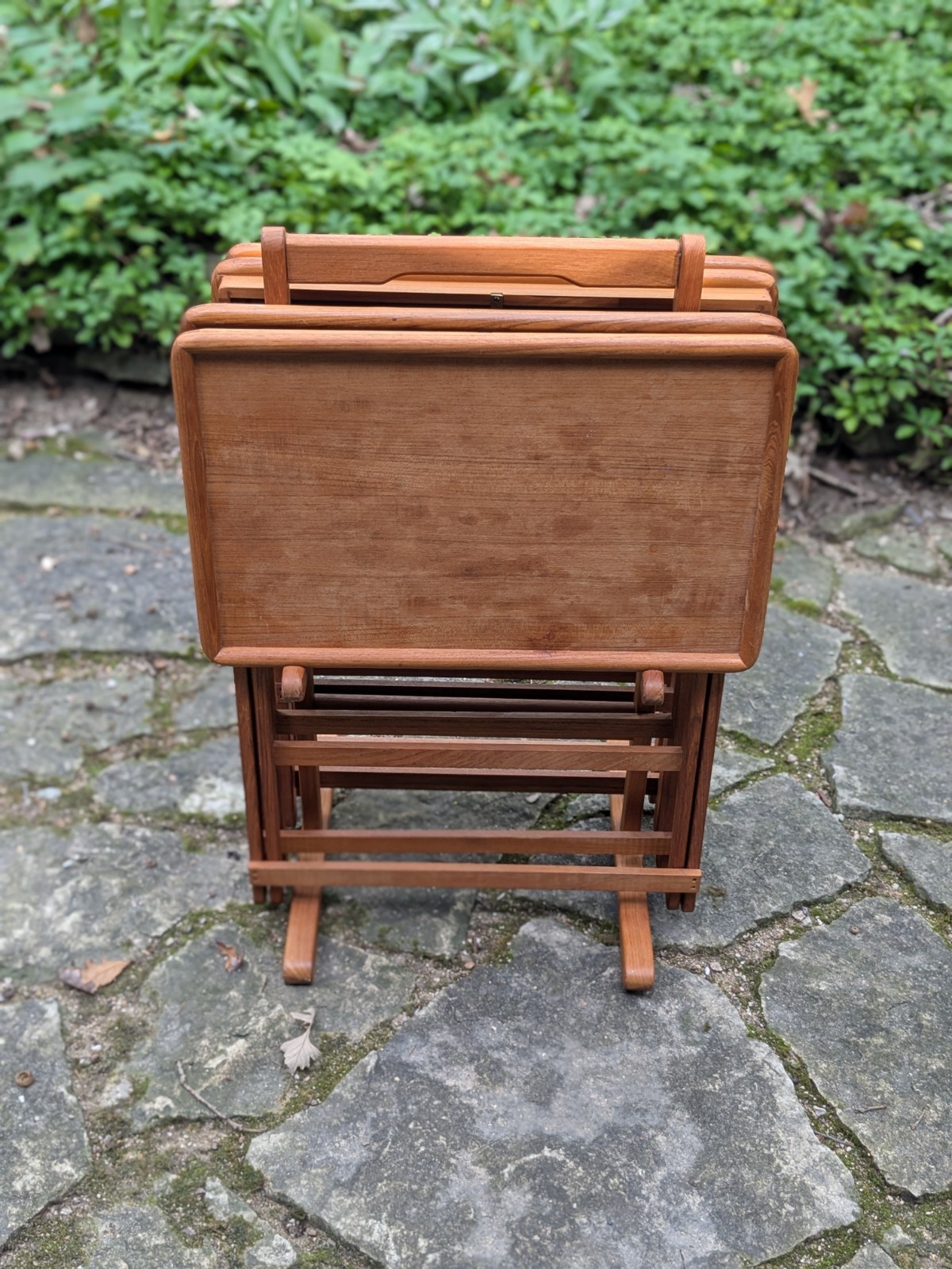 Goodwood Vtg MCM Teak TV Trays Set Of Four W/Stand Oak Wood 