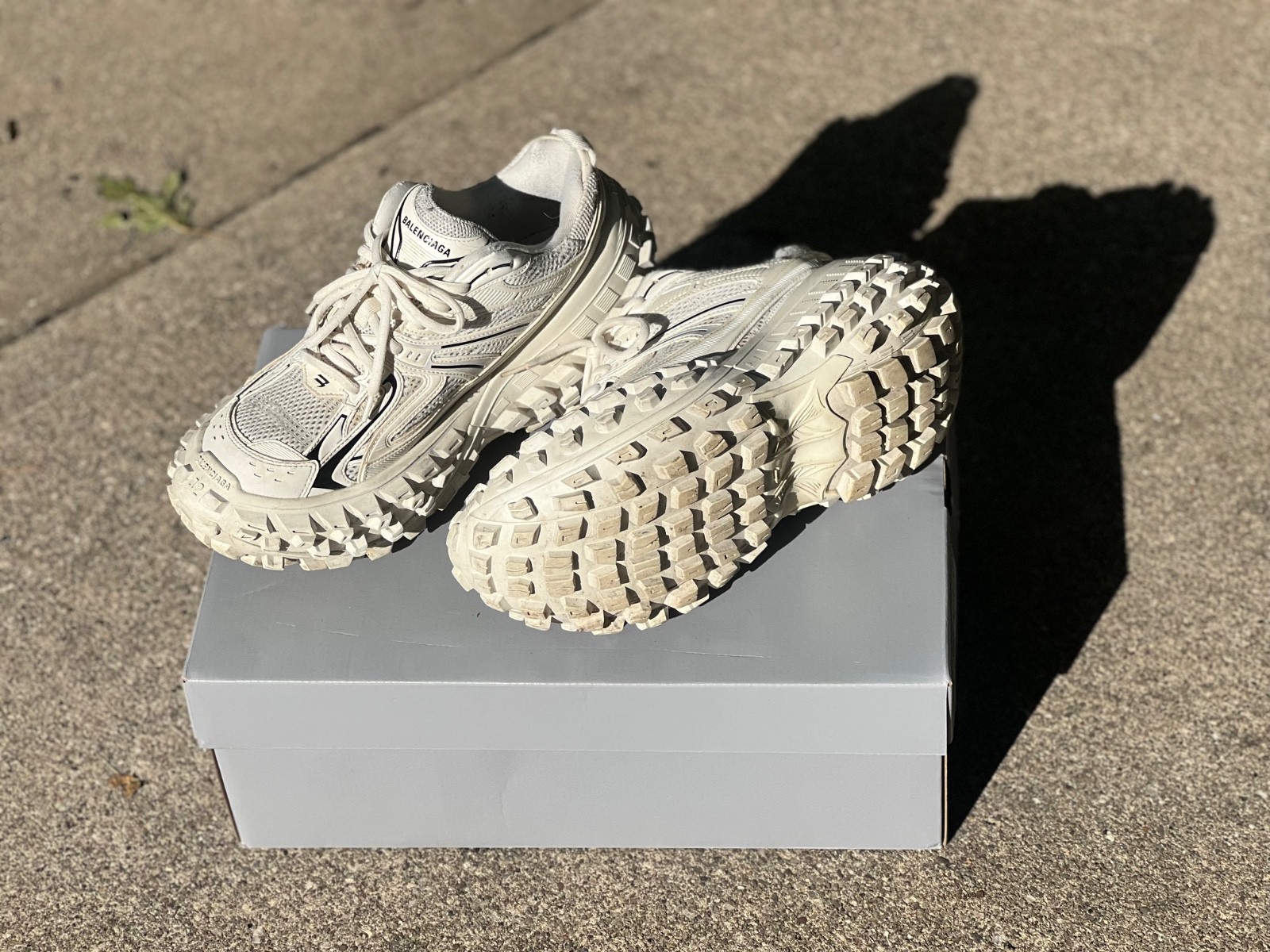 Balenciaga Bouncer Defender Sneakers In Beige Size  42