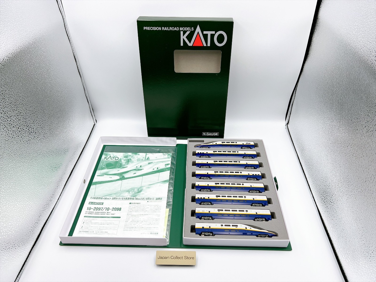 NEW KATO N Gauge E4 Series Shinkansen Max 8-Car Set Model Train 10-2097 JP