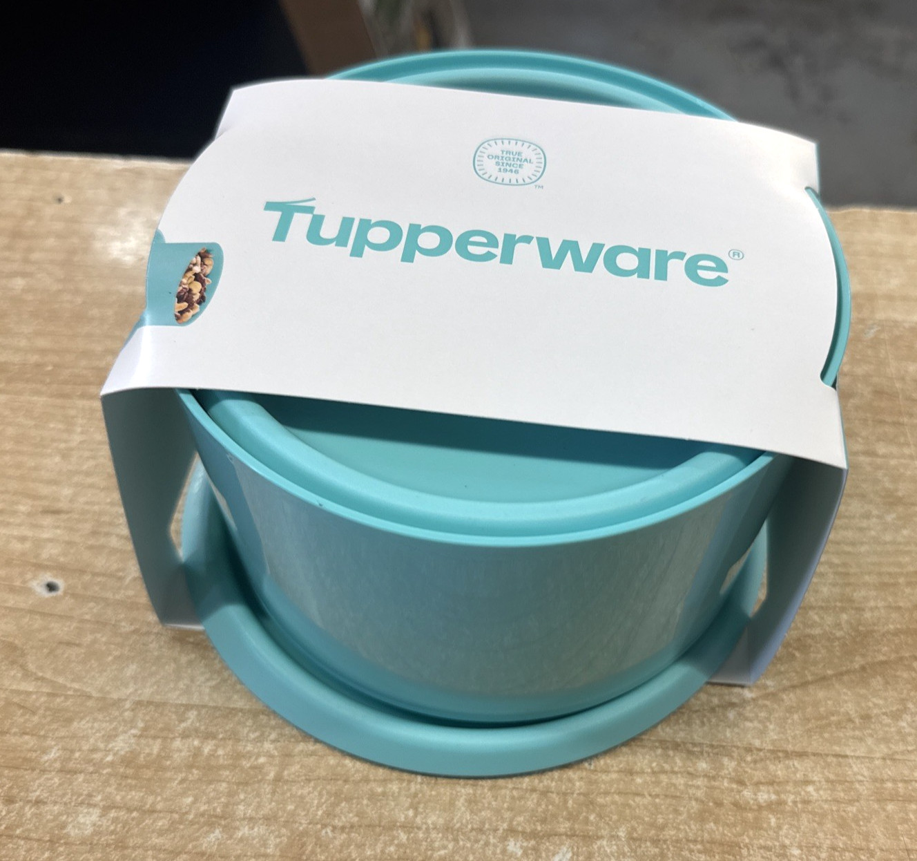 **Tupperware, Set of Three bowls with Lids, Teal Green, New  A59