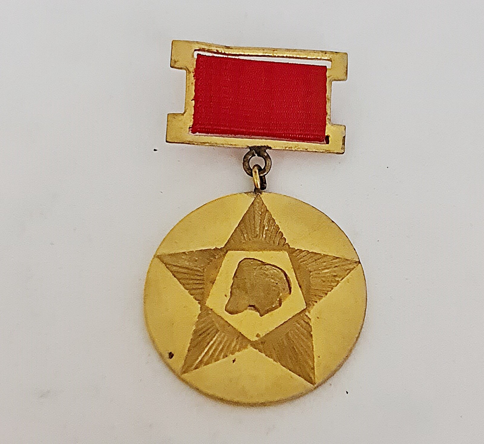 VINTAGE AUTHENTIC BULGARIA MEDAL 30TH ANNIVERSARY SOCIALIST REVOLUTION WW2