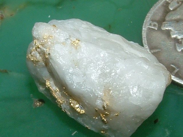 GOLD QUARTZ SPECIMEN 3.4 GRAMS ORIGINAL 16TO1 MINE