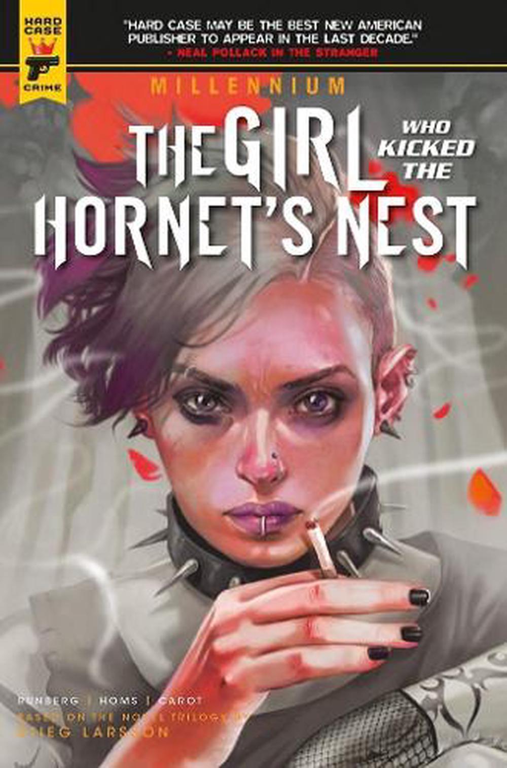 The Girl Who Kicked the Hornet\'s Nest - Millennium Volume 3 by Stieg Larsson (En