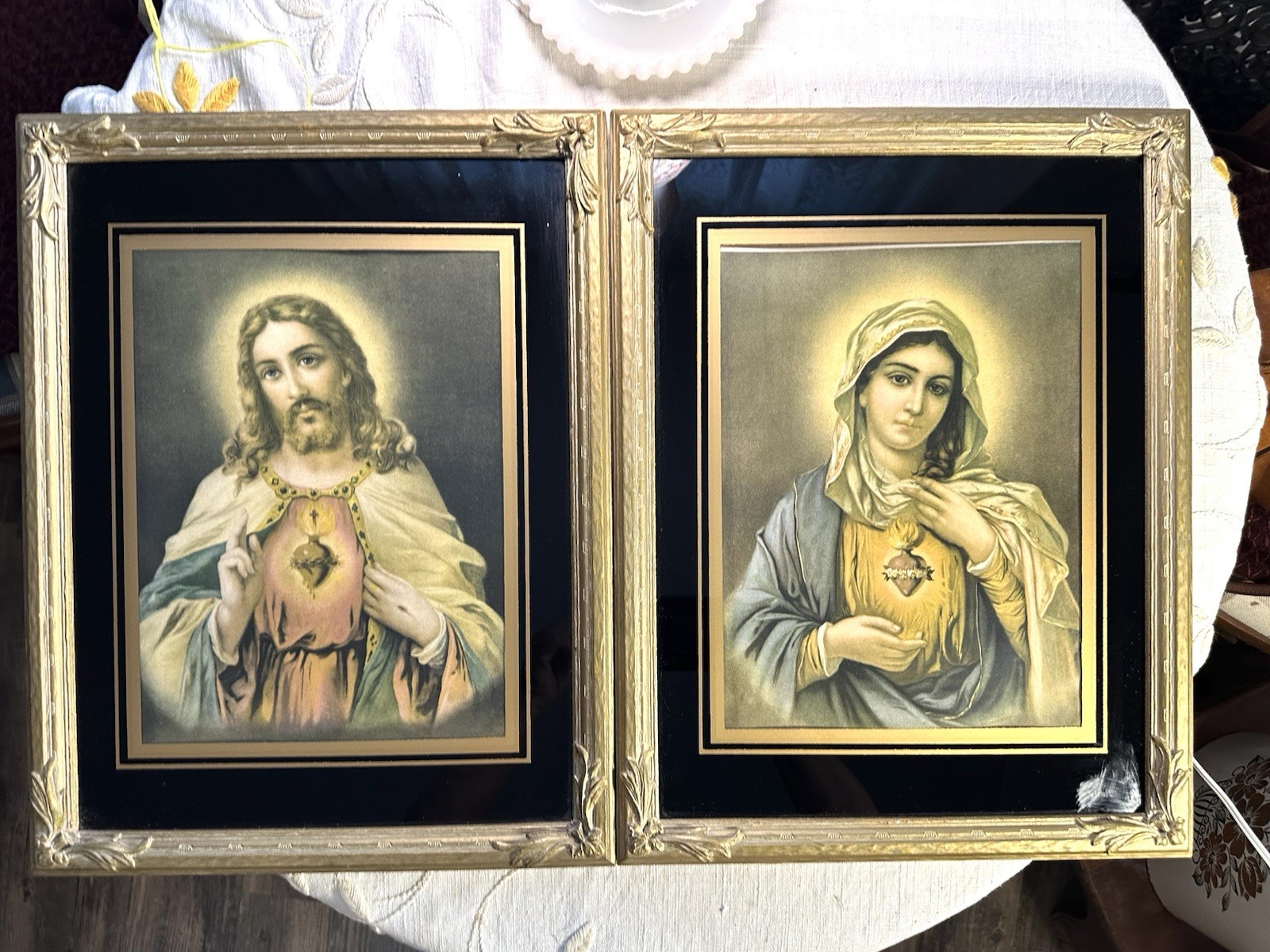 Vintage Framed Sacred Heart of Jesus & Immaculate Heart of Mary Pair 19”x15”