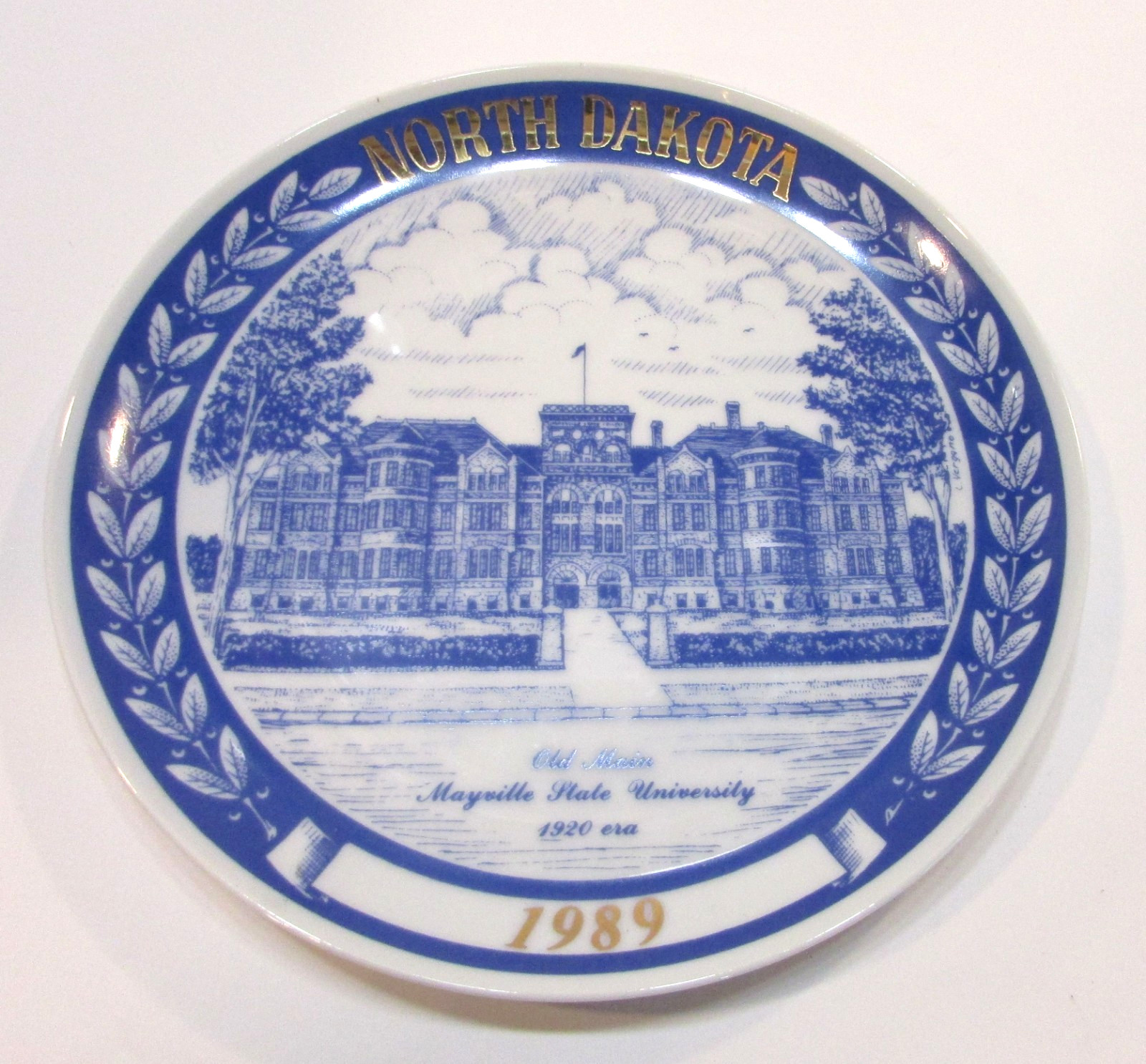 Vintage 1989 Mayville ND State University Royal Blue Chateau Tidemark Plate