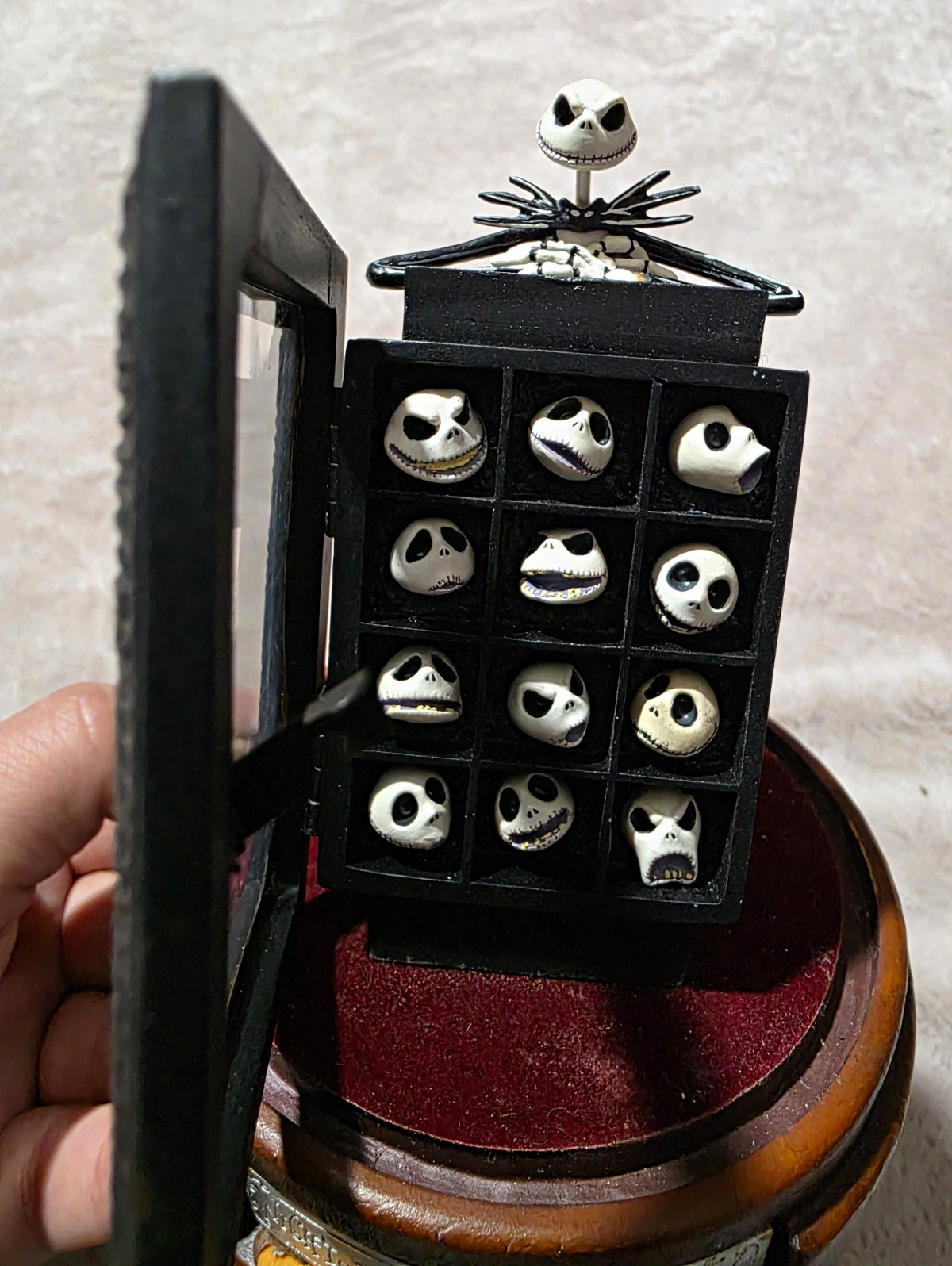 Disney Nightmare Before Christmas Tosin 12 FACES DOME VIGNETTE RARE Limited 2500