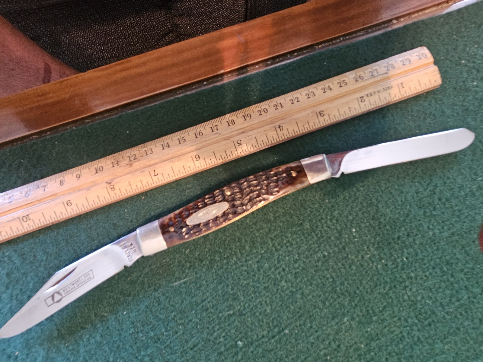 CASE MOOSE JIGGED BONE KNIFE 7 DOT 6275