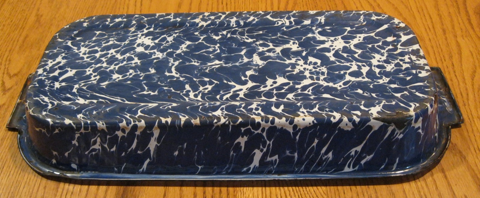 Vintage Enamel Swirl Blue and White Baking Pan Graniteware 18 1/2 x 9