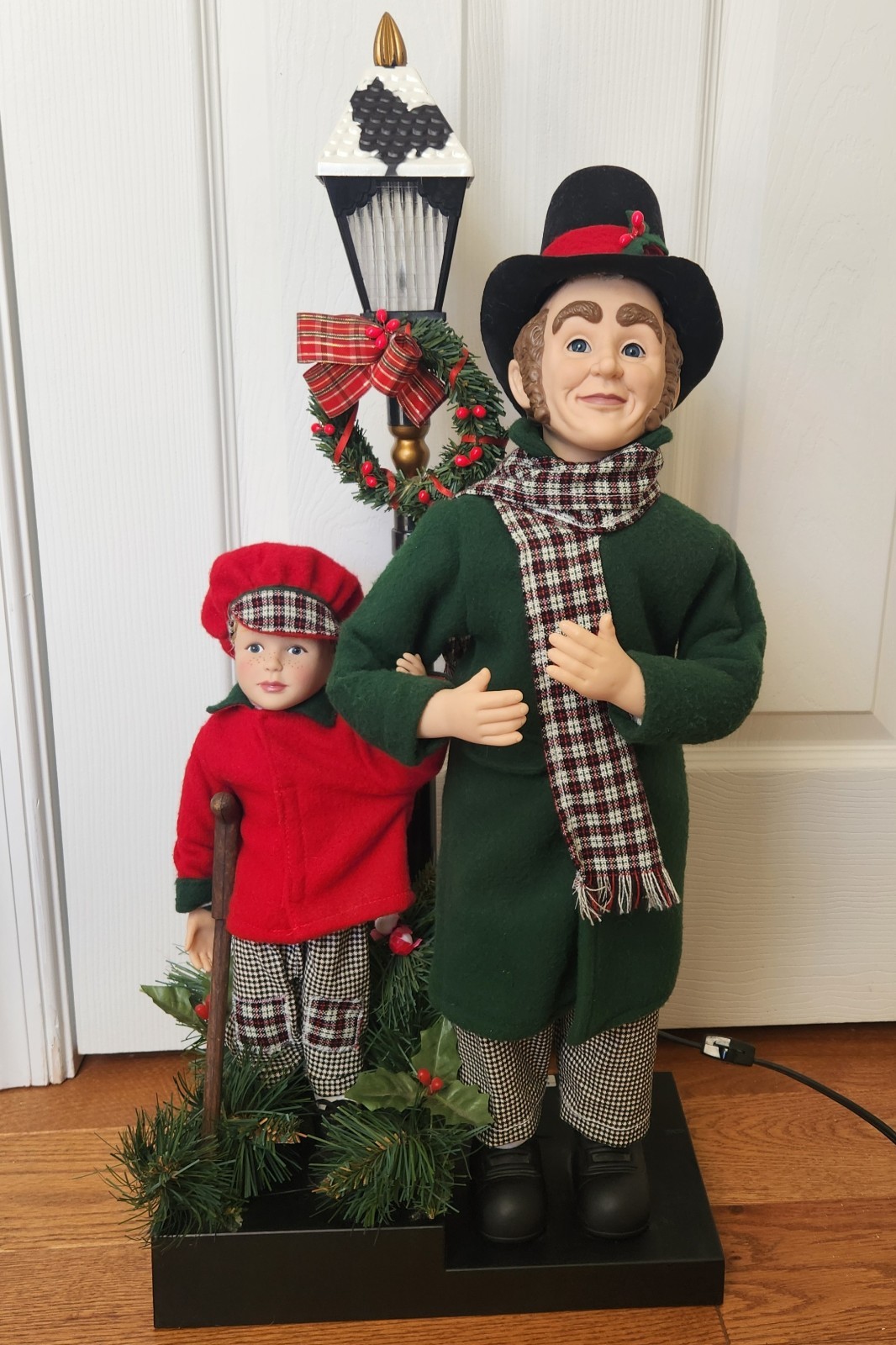 VTG Holiday Creations Animated BOB CRACHIT TINY TIM Dickens Christmas Carol BOX 
