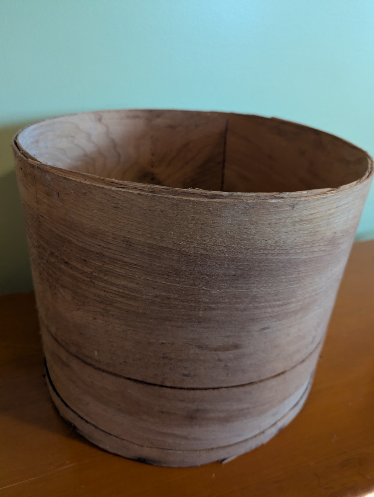 Vintage 1970s Primitive Round Cheese Wooden Wood Box 16.25\