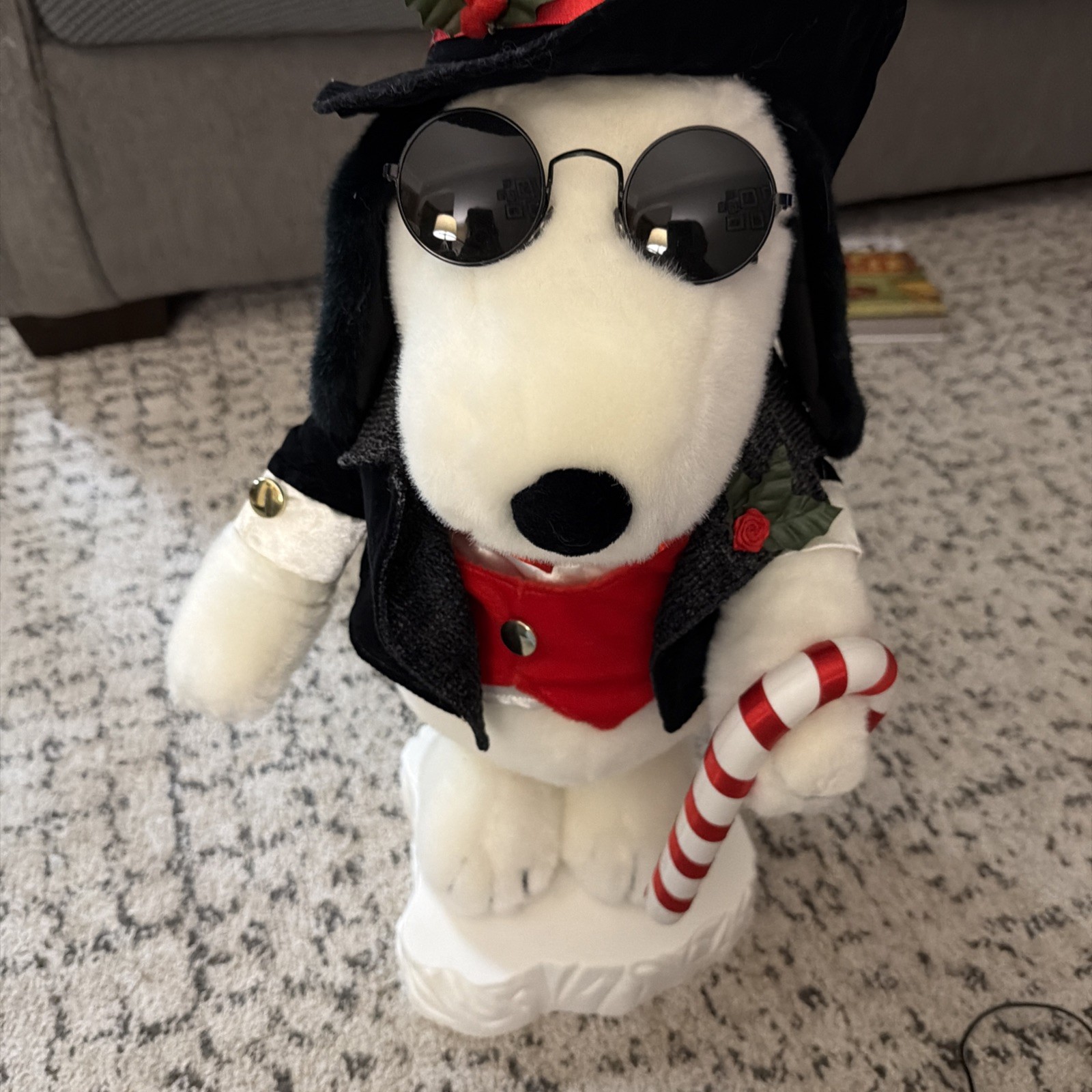 Santa’s Best Snoopy Animated Figurine