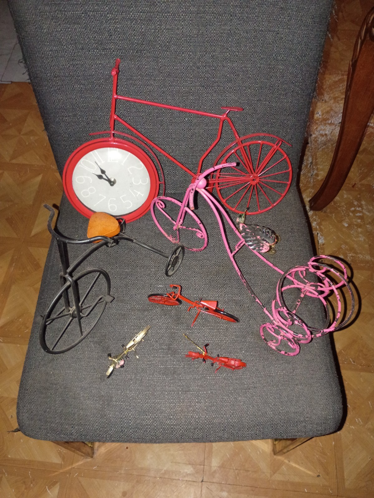 Lot Of 7 Metal Display Bicycles