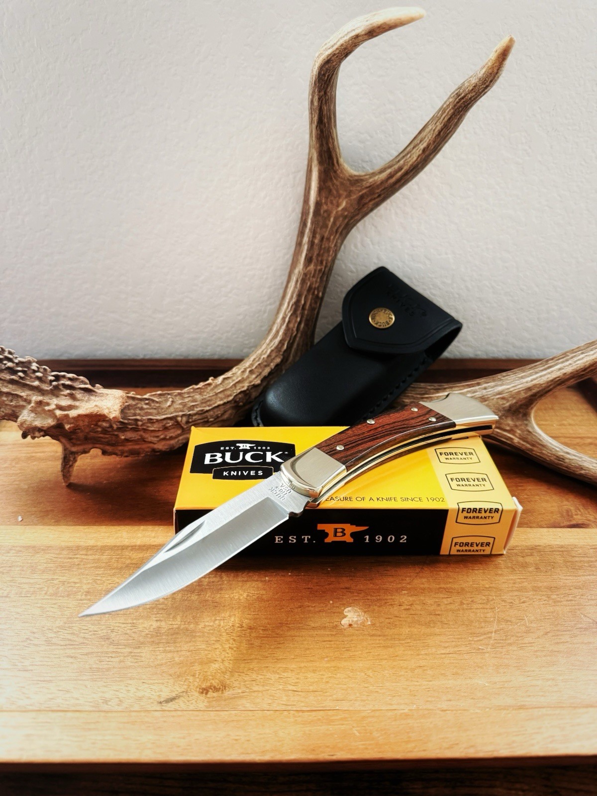 Buck Knives 110 3-3/4\