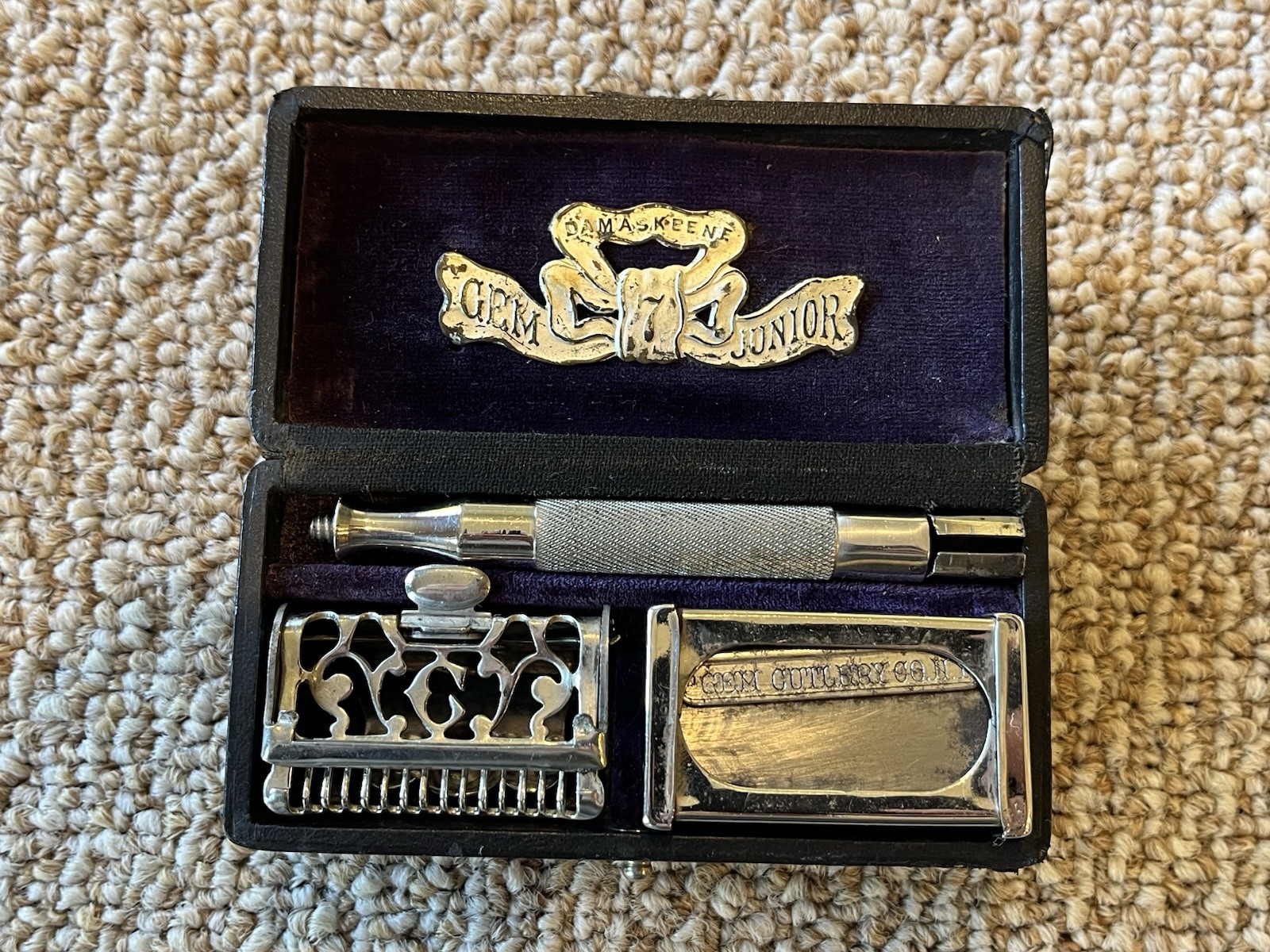 Antique Gem Junior 7 Damaskeene Razor Set in Original Box Vintage See Descrip