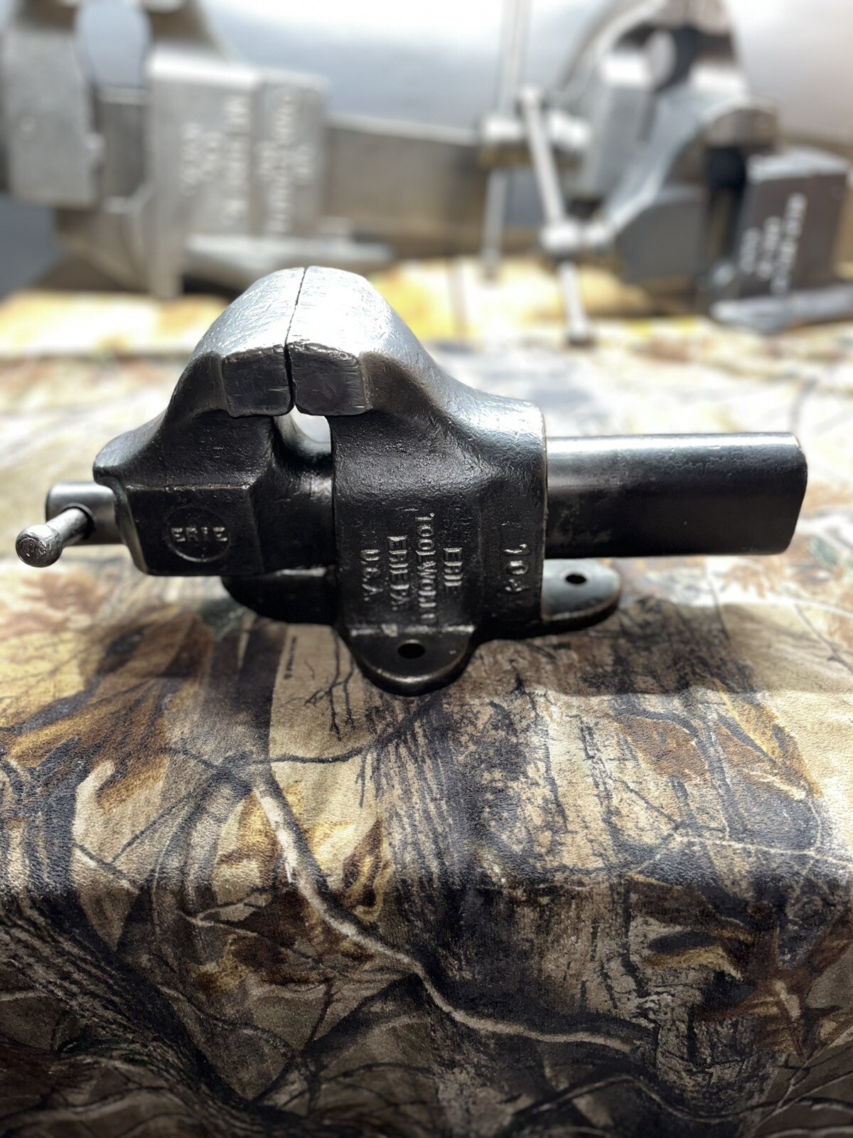 Antique Erie Tool Works No. 104 Bench Vise Good Condition