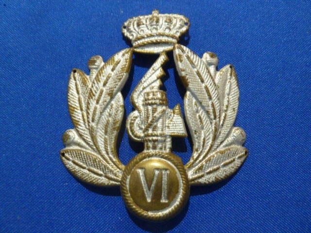 ITALIAN ARMY WWII OFFICERS METAL CAP BADGE ITALIAN ARMY WWII OFFICERS METAL CAP BADGE