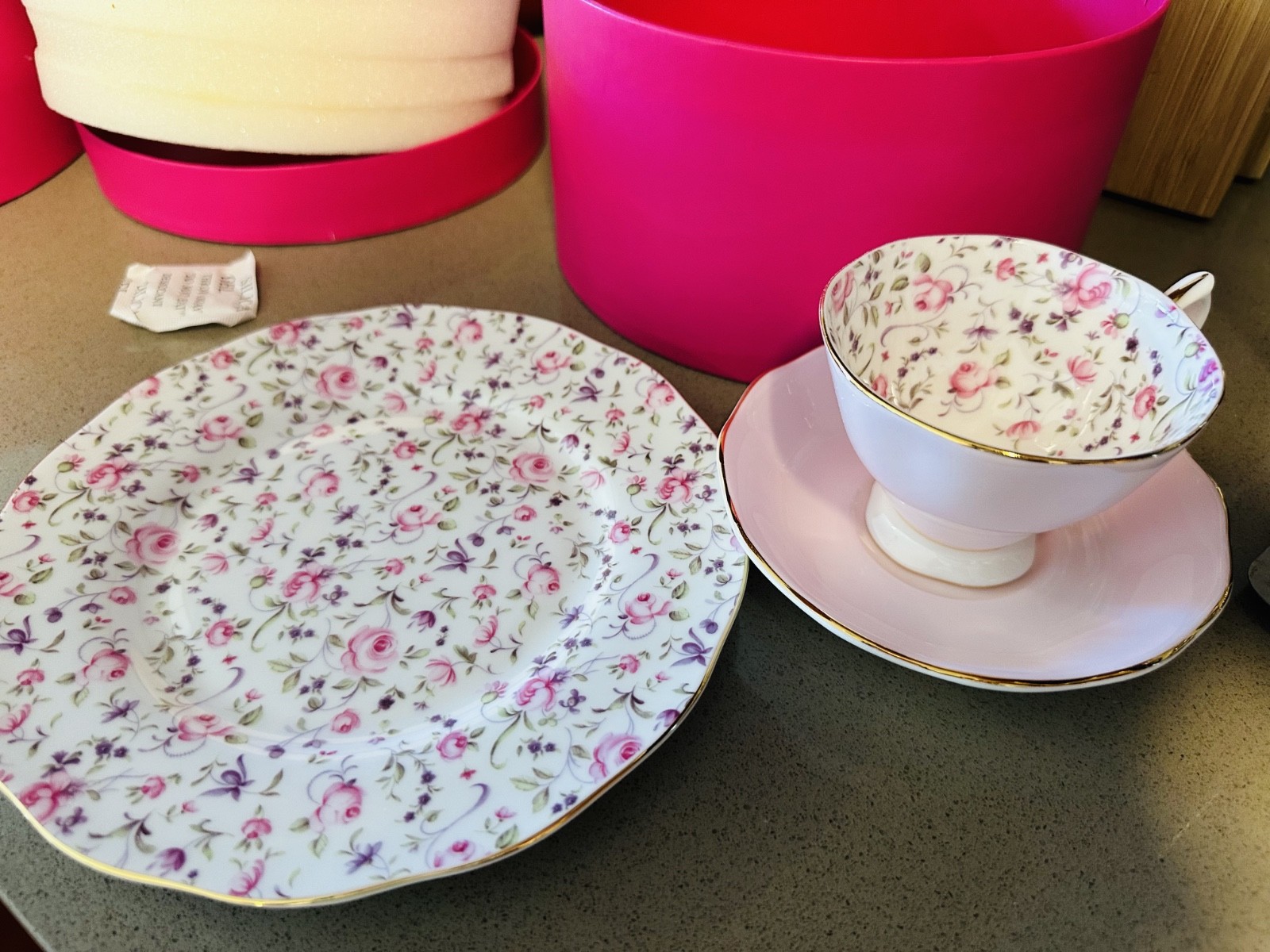 Royal Albert Rose Confetti Vintage China Tea Cup & Saucer &Plate Set✖️2