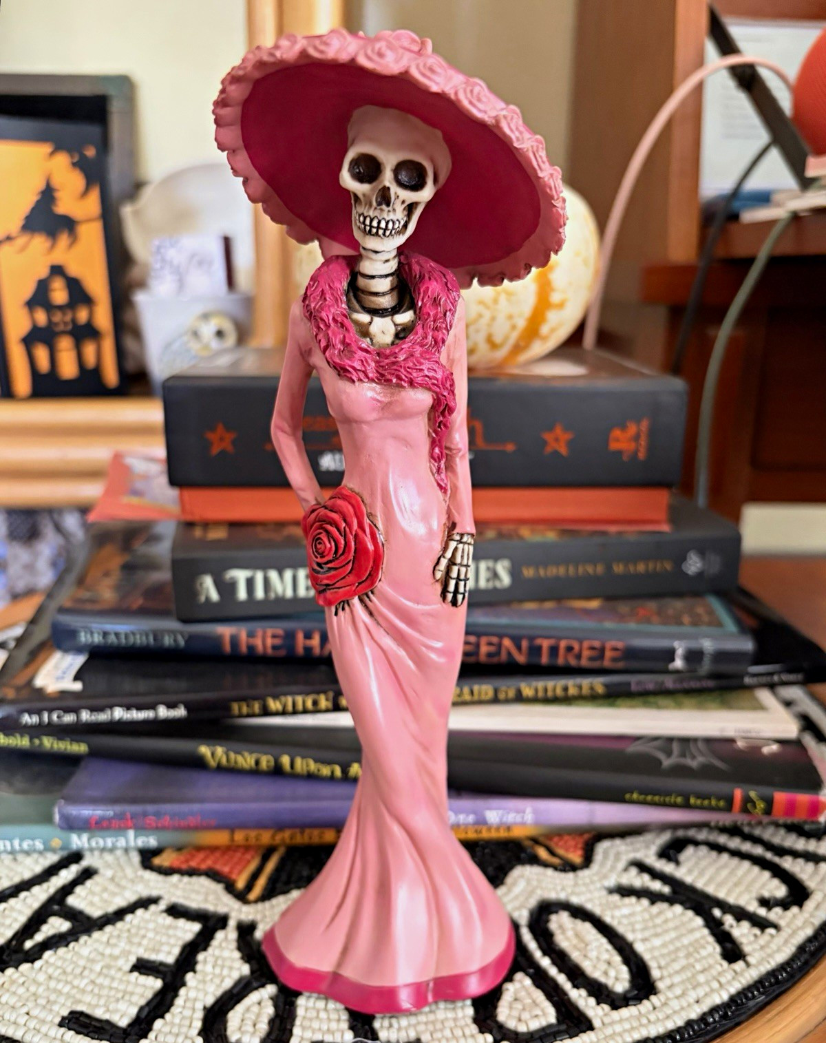 Day of the Dead Día de los Muertos La Catrina Skeleton Figurine. Summit 2012