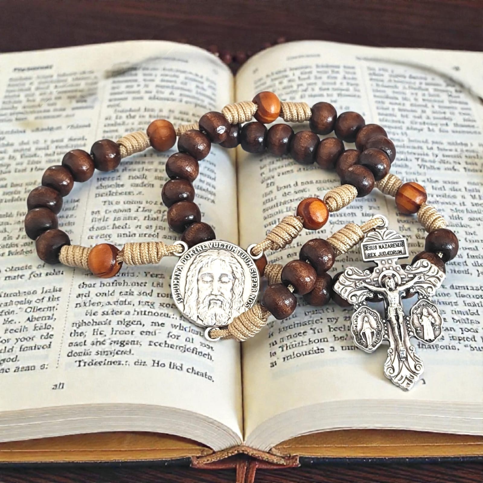 The Holy Face Chaplet  Catholic Rosary for Reparation Christ  Pardon cross