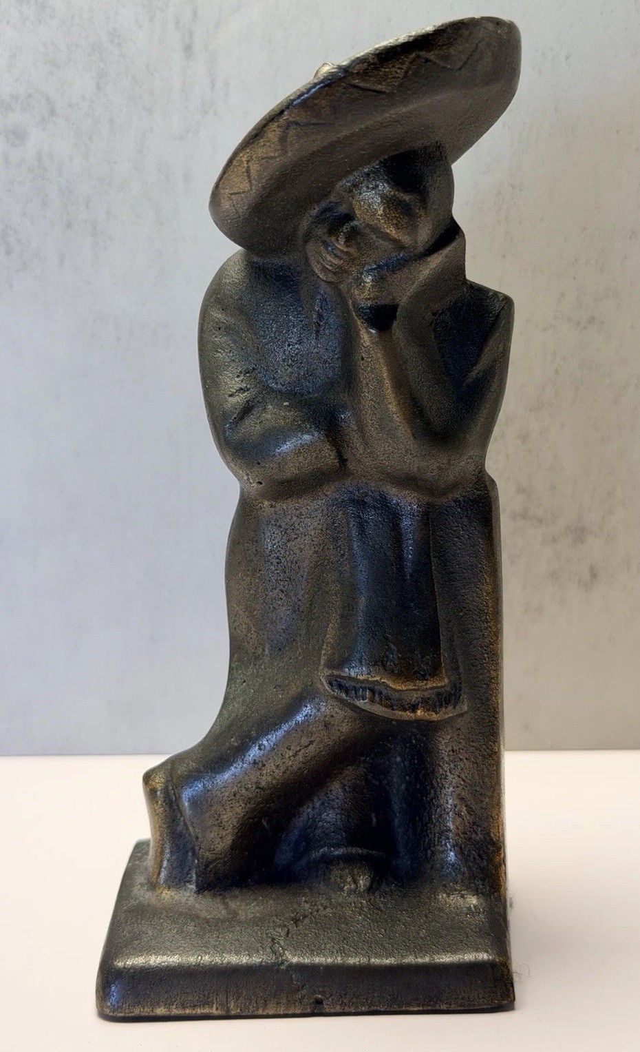 Antique Hubley ‘Lazy Pedro’ Bookend #493 Made in USA Cast Iron 6\