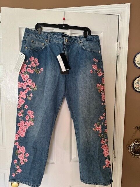 NWT size 46 Escada jeans with embroidered pink flowers on legs - gorgeous 