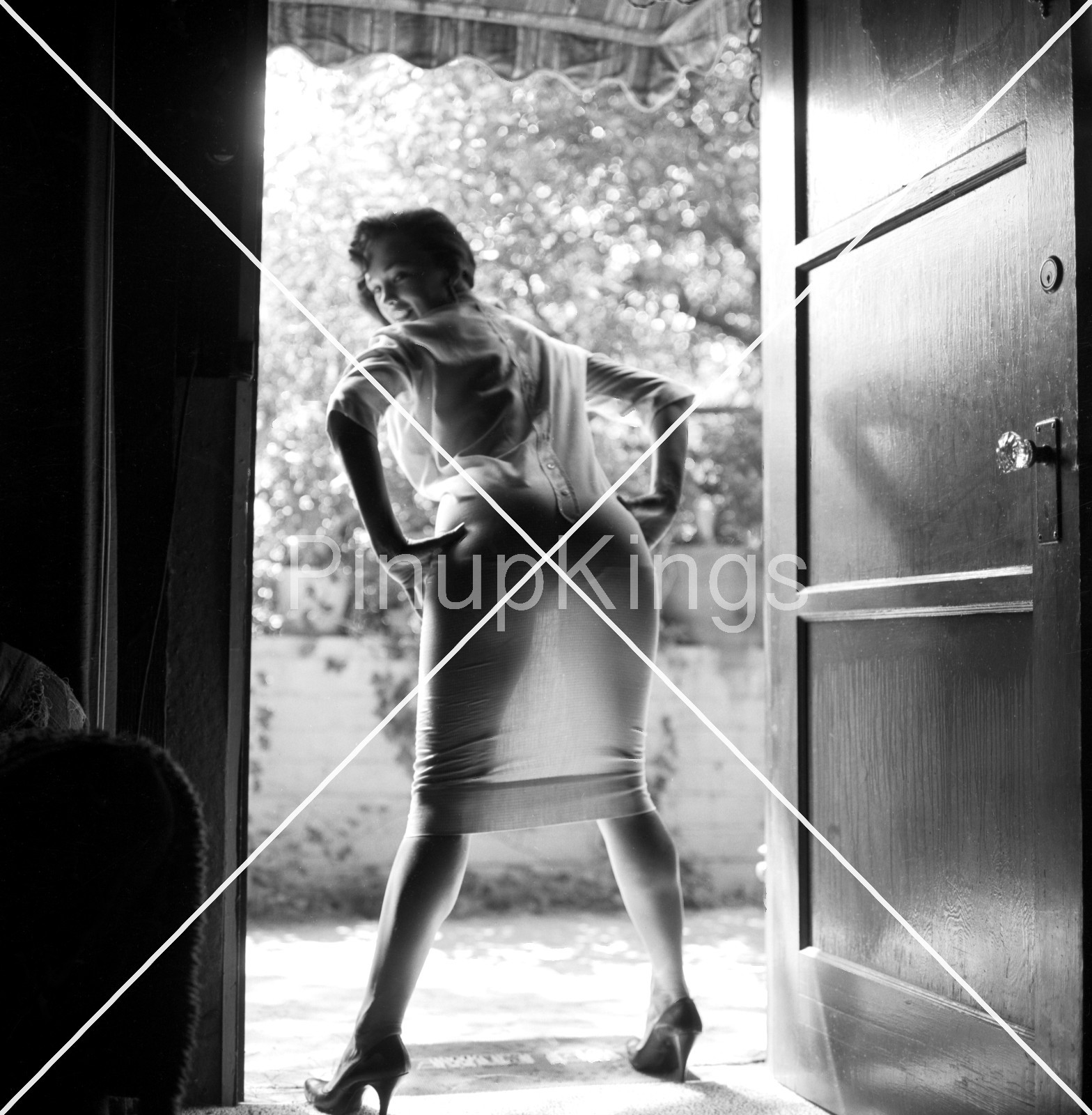 RARE  Vintage 1950s  2.25  b/w 120 Negative Art Woman Mature Bonnie Logan 2