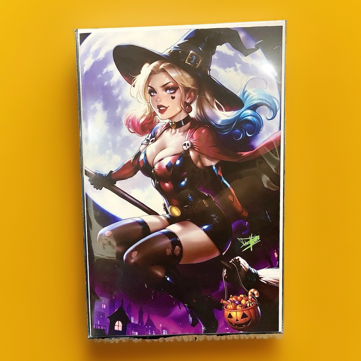 Artist Alley Comics Harley Quinn Halloween Witch NM - NEVER OUT  OF PLASTIC