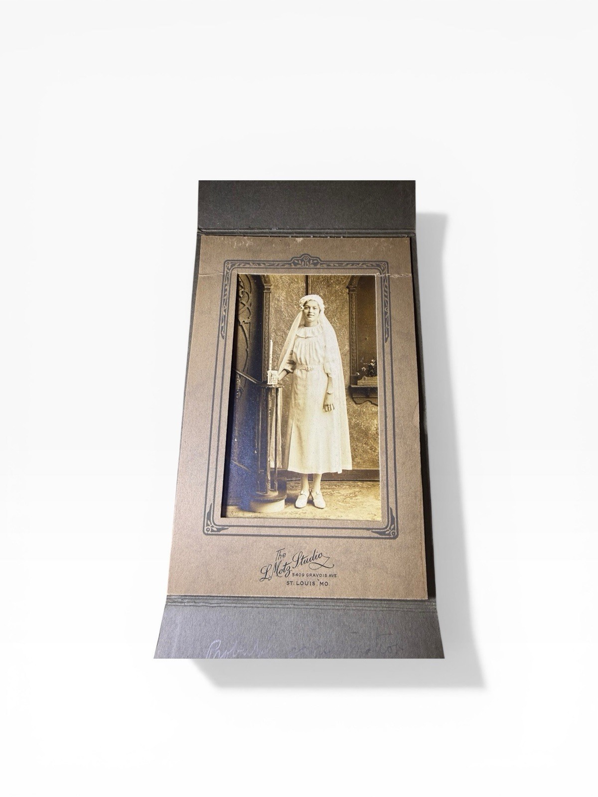 Vtg 1920s Creepy Catholic Girl Communion Confirmation Photo St Louis L Motz